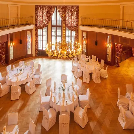 阿施特曼酒店 4*