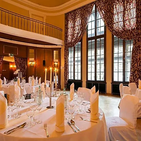 Hotel Der Achtermann 4*