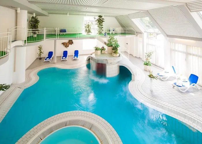 Hotel Der Achtermann 4*